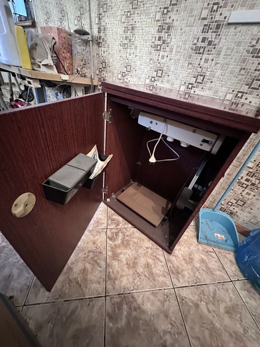 Швейная машина Чайка