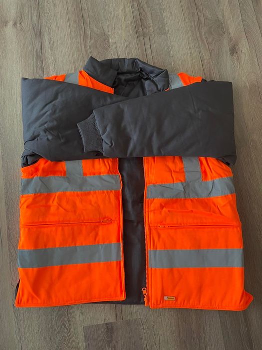 НОВО водоустойчиво двойно яке, подходящо за целогодишно ползване.