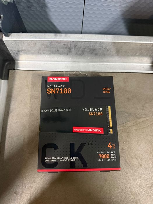 WD_BLACK SN7100 4TB PCIe Gen4 NVMe M.2 2280.