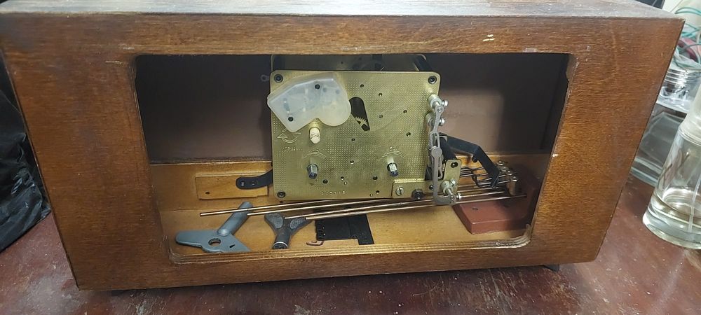 Часы с боем Весна каминные