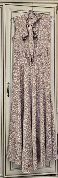 Нарядное платье размер S