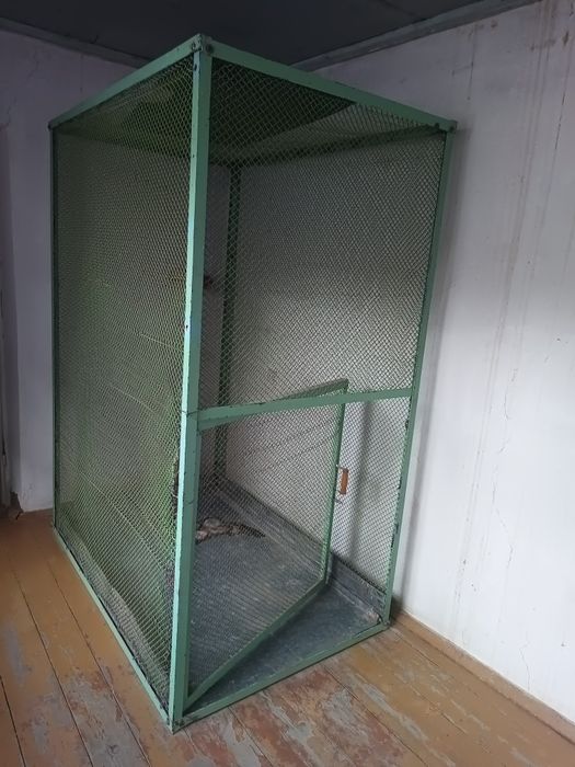 Вальер для птиц.