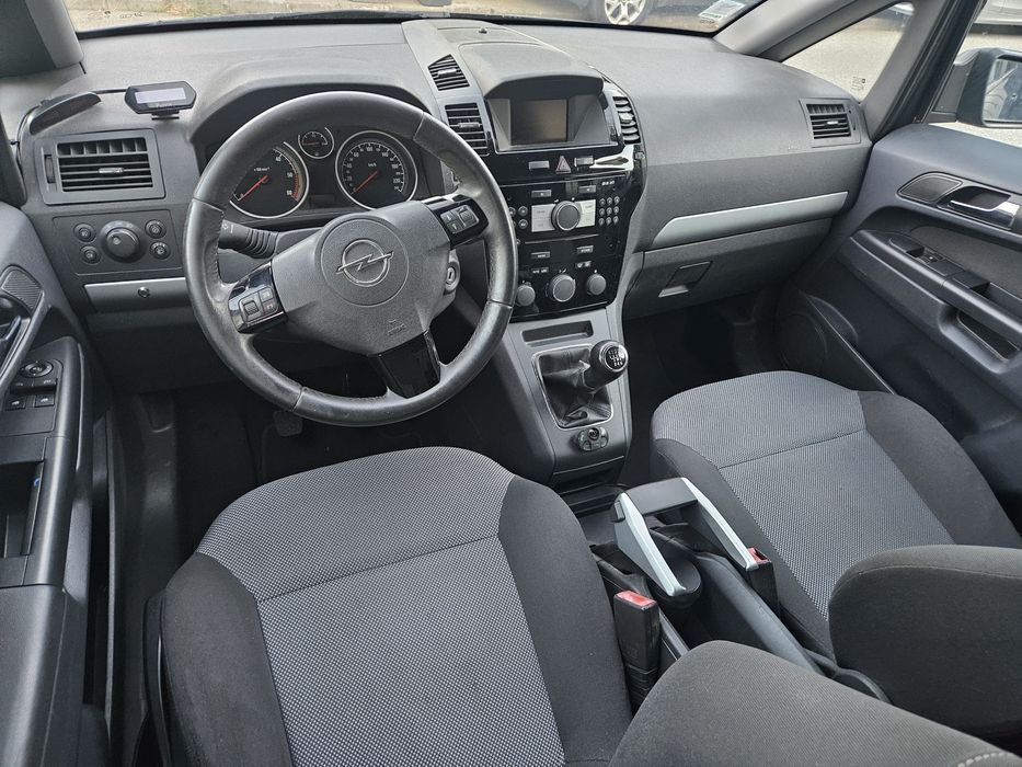 Opel Zafira 1.7cdti Euro5 edition111 7Locuri