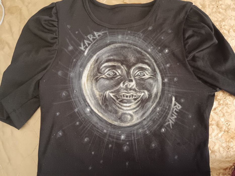 Bluza scurta pictată