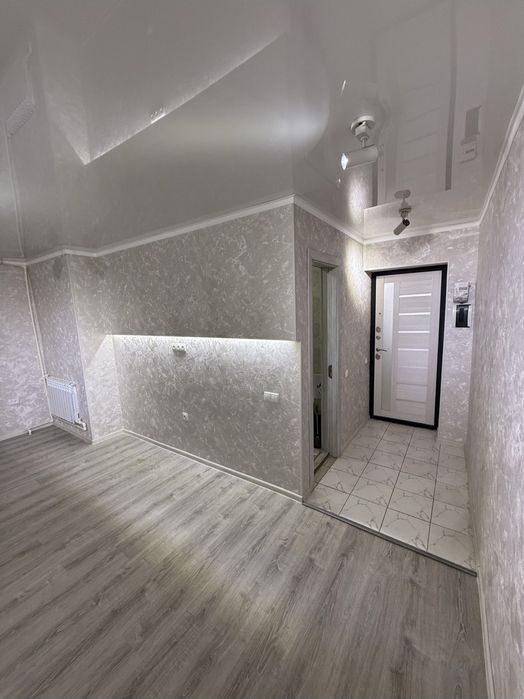 Квартира Новомосковская Кирпич 2/2/4 балкон 2х6 Евроремонт 50м2