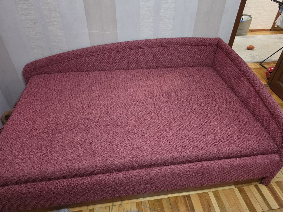 Продам кровать 210/130см