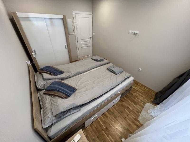 Дава се под наем Тристаен апартамент в Бургас, Лазур - 90 кв.м за 510 € - Снимка #5