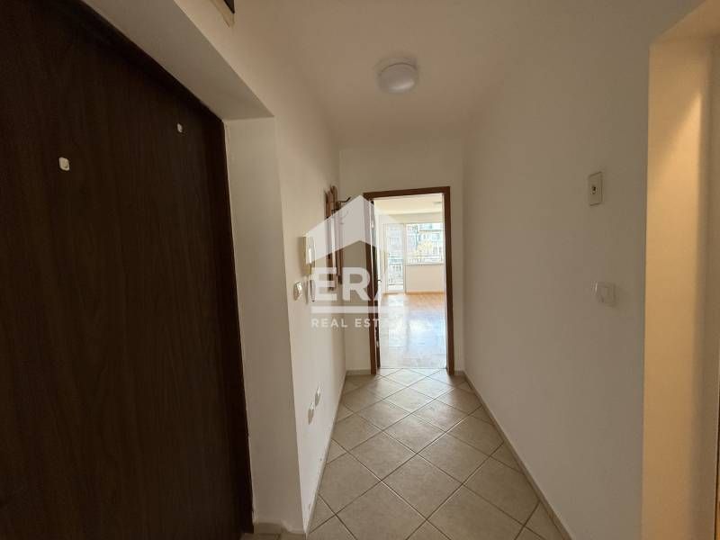 Дава се под наем Двустаен апартамент в Варна, Лятно кино Тракия - 52 кв.м за 368 € - Снимка #7