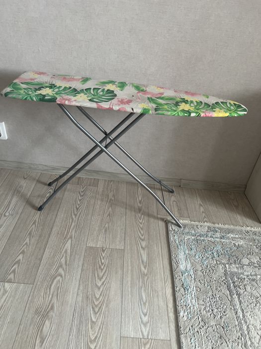 Продам гладильную доску.