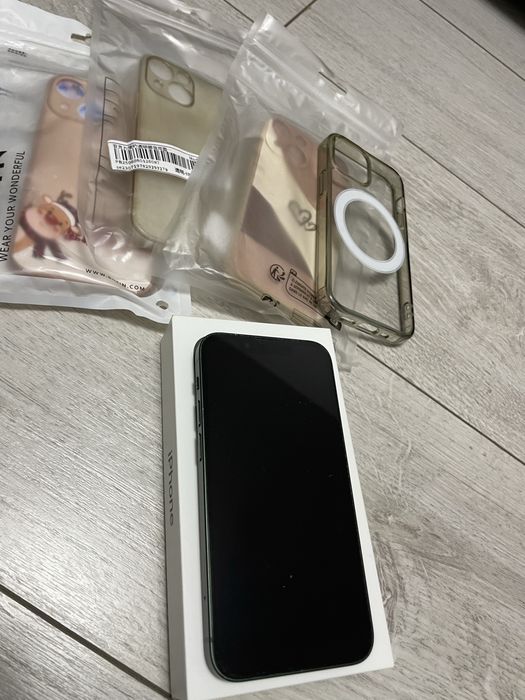 Iphone 13 mini+ 4 huse