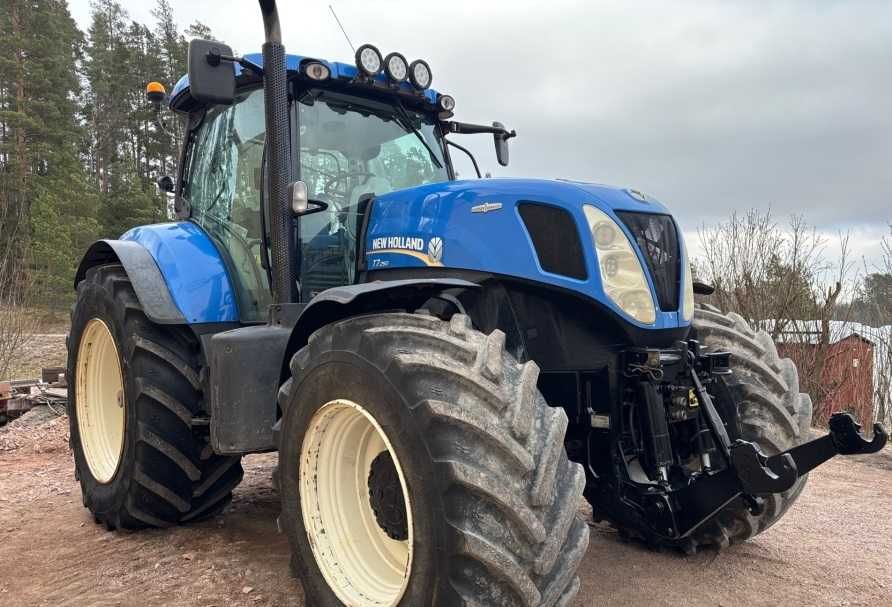 2012 Трактор New Holland T7.250