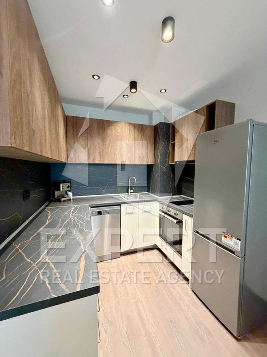 Дава се под наем Двустаен апартамент в Варна, Морска градина - 57 кв.м за 648.21 € - Снимка #2