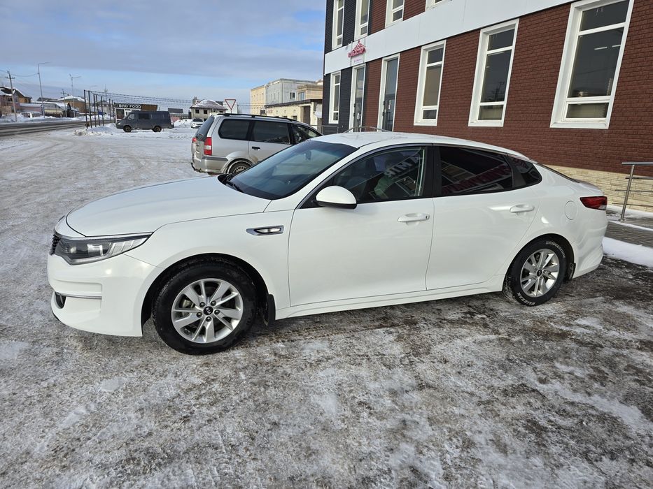 Kia K5 , 2015 Ж Объем 2 , Газ