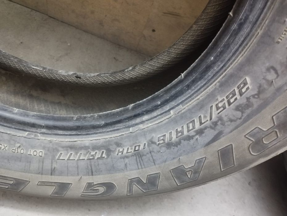 Продам шины на лексус