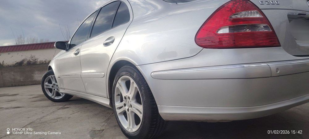 Мерседес W 211  тезда сотилади