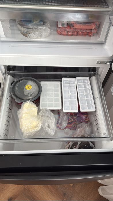 Продам холодильник Haier