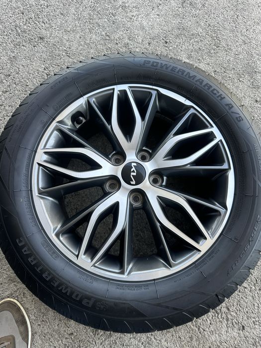 Kia k5 r17 diska balon