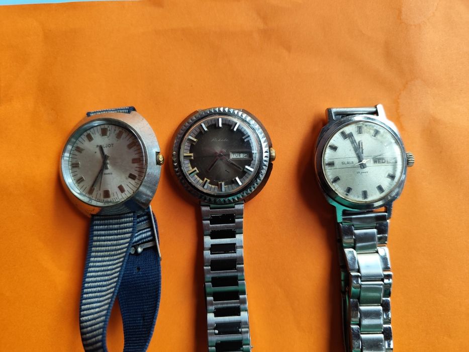 Руски и Швейцарскичасовници часовници  ...