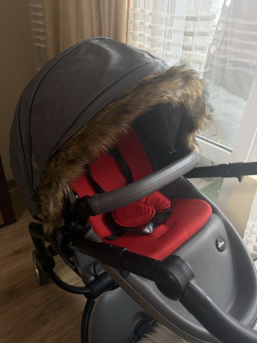 Продавам детска количка MIMA Xari