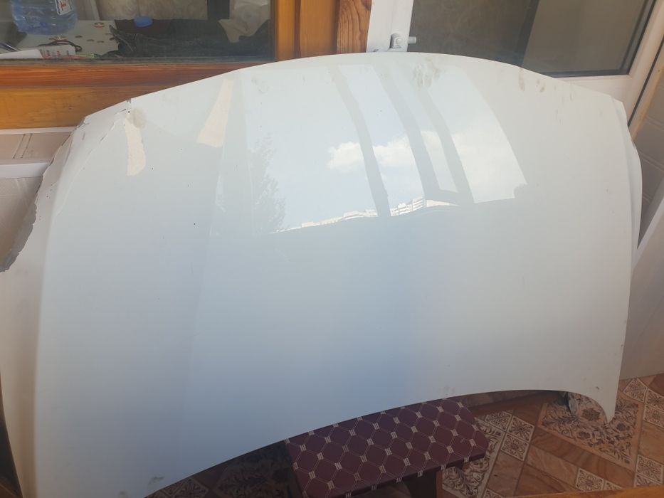 Капот от хундай акцент буу