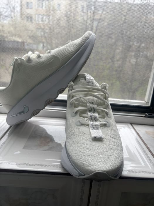 Vand nike Motiva originali