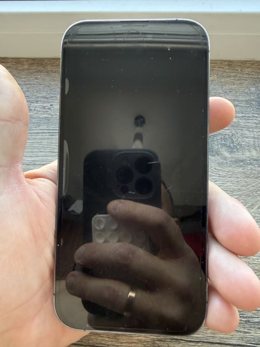 Продам айфон 14 про 256