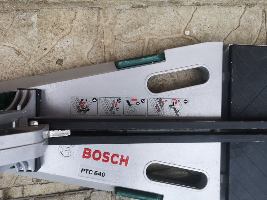 Bosch Ръчна Машина за рязане на Плочки Гранитогрес Теракот