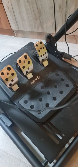 Logitech G29+Shifter+стойка