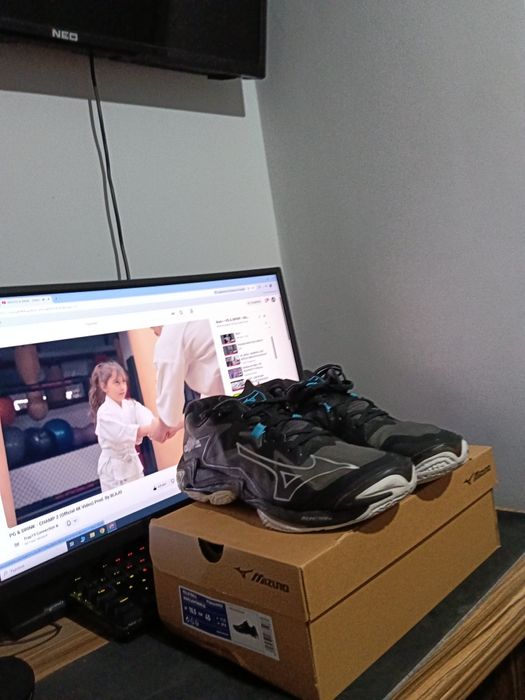 Обувки за волейбол Mizuno Wave Lightning Z8!