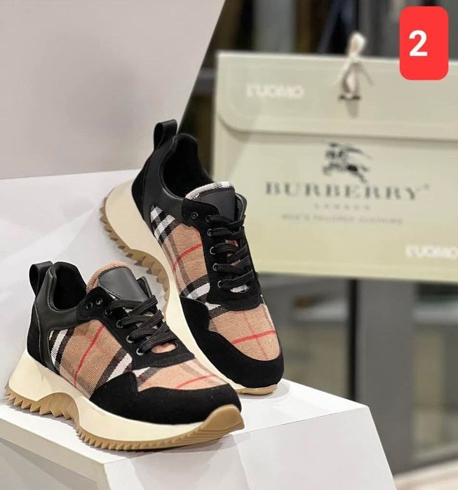 Încălțăminte bărbați Burberryy