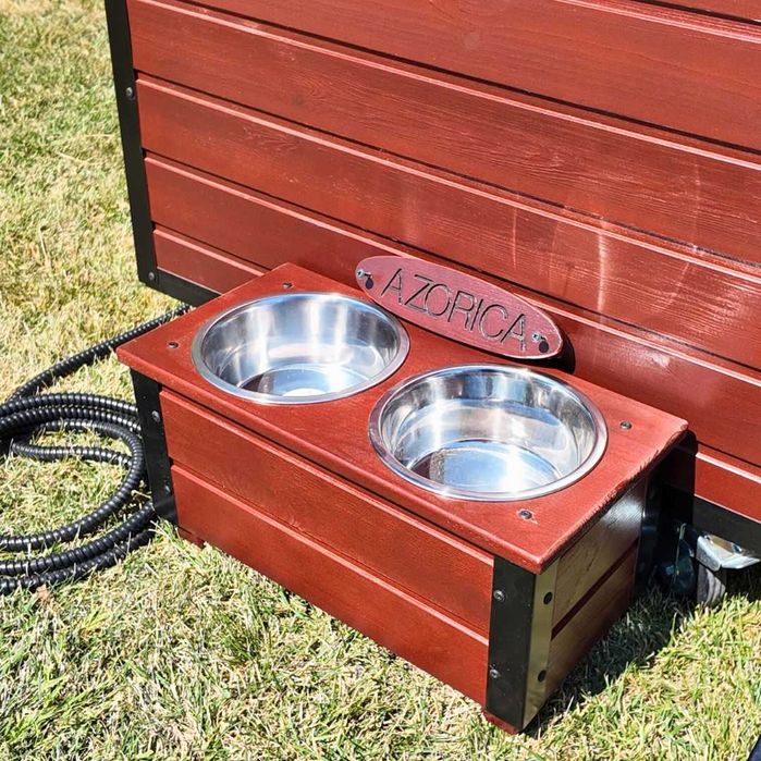 Cusca Caine Izolata Cu Incalzire Electrica & Fereastra Culoare Castana