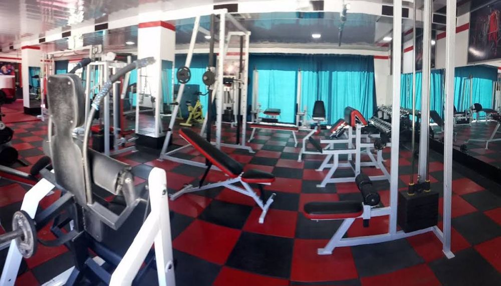 Fitness anjomlar sotiladi!  Tayyor biznes!