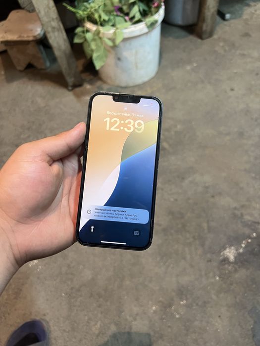 iPhone 13 128gb.