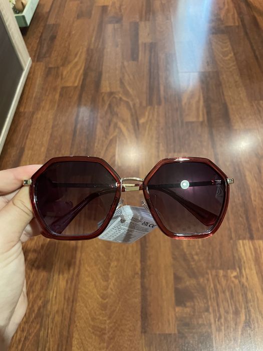 Слънчеви очила AVON