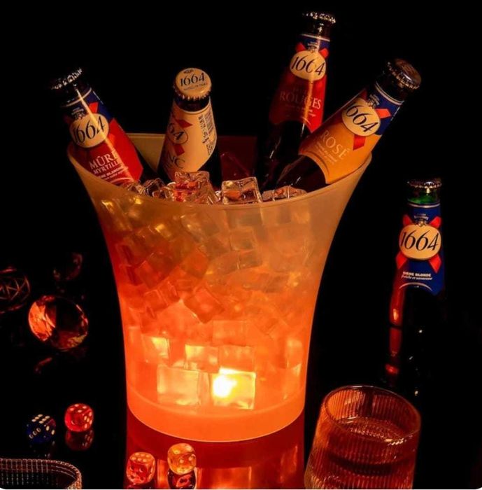 Frapiera cu iluminare Led 7l cu boxa Blueetoth atmosfera perfecta la petreceri