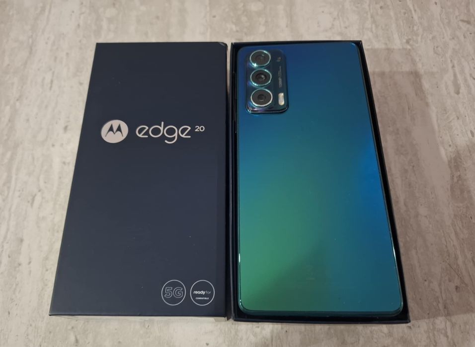 Motorola Edge 20 5G - stare foarte buna , cutie , functioneaza perfect