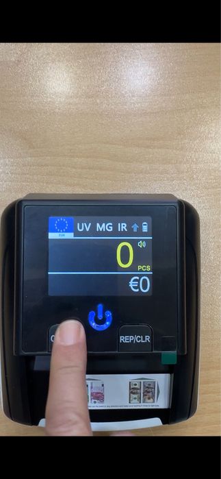 Детектор за банкноти евро, долар и английски лири