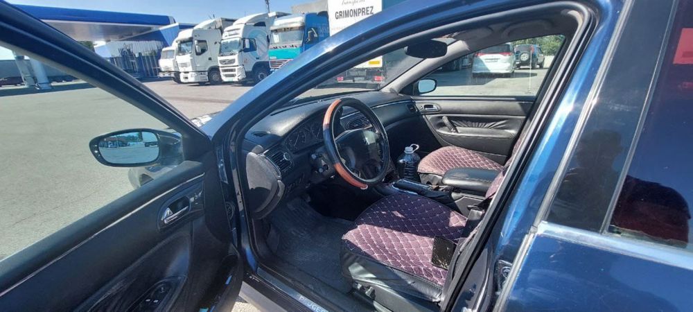 Пежо 607, 2004 года выпуска