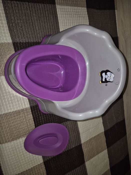 Продам детский горшок Babyton б/у
