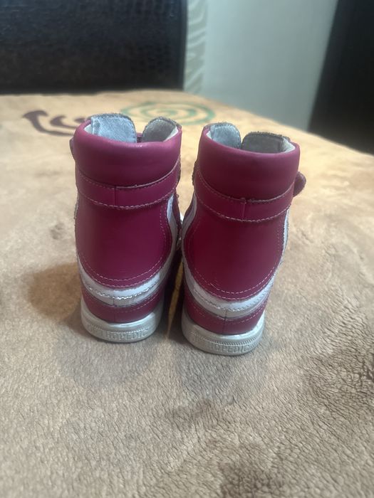 Тутара  лечебные сандали