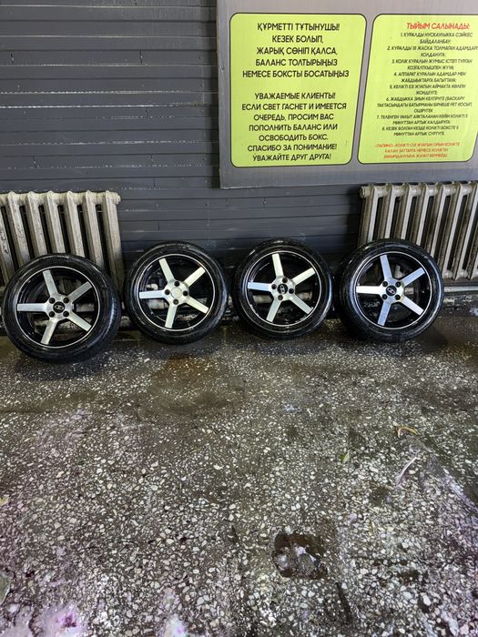 Продам комплект колес на 16