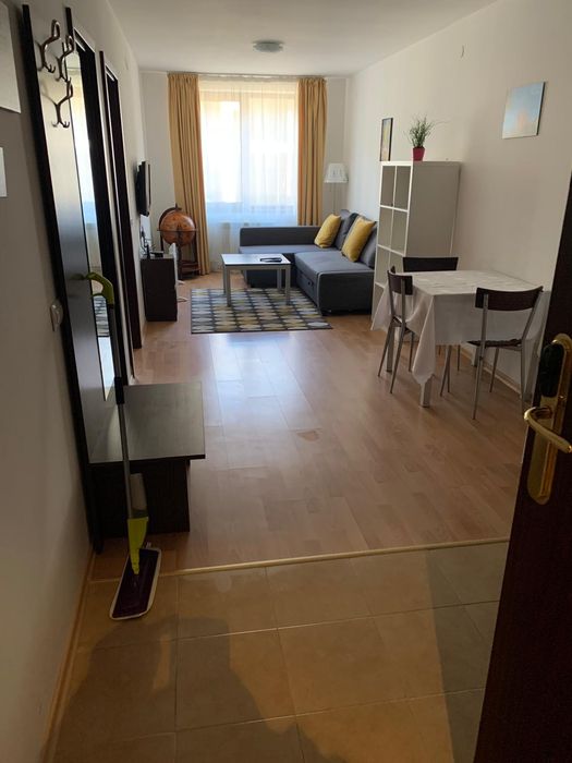 Дава се под наем Двустаен апартамент в Банско - 55 кв.м за 382.5 € - Снимка #1