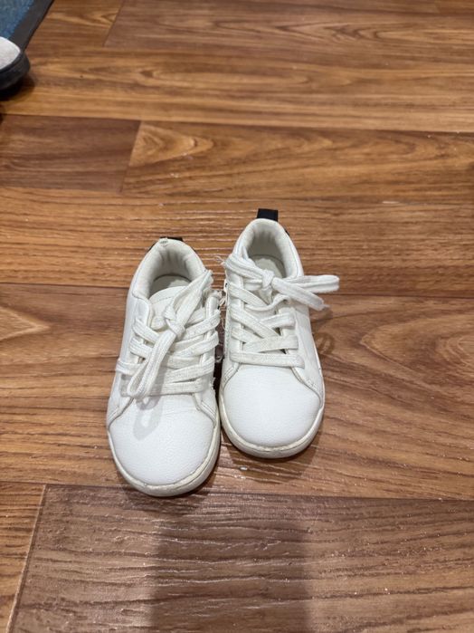 Продам детские вещи