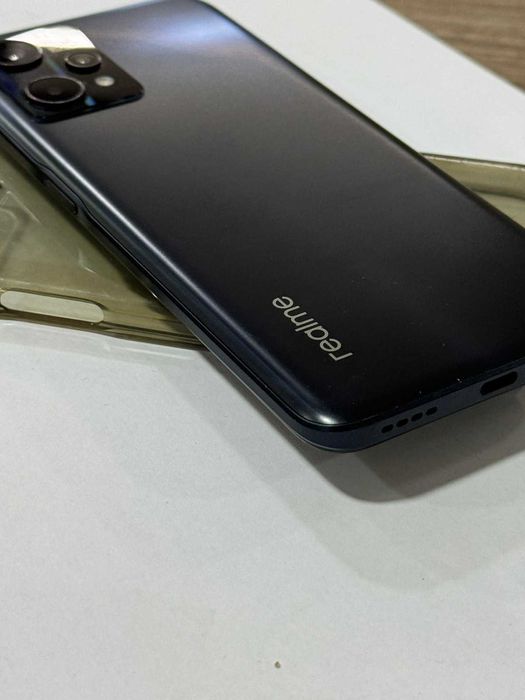 Продавам Realme 9 5G