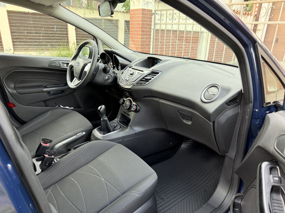 Ford Fiesta 1.5 TDCi 75CP -  47.000KM Unic Prop Facelift An Fab 2014