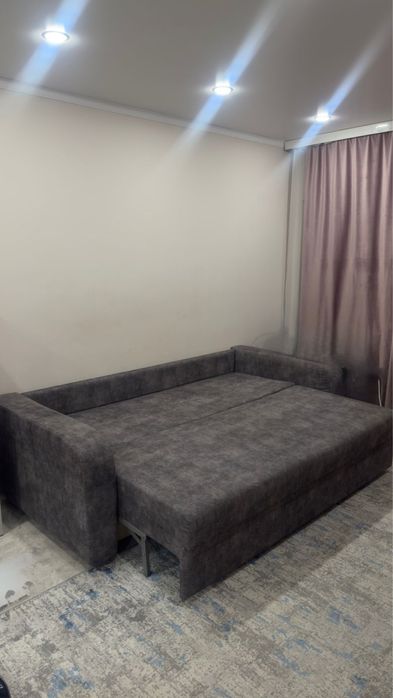 Срочно!!! Раскладной диван серый