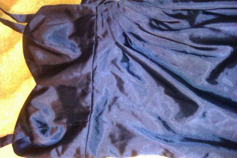 Уникална дамска сатенена рокля