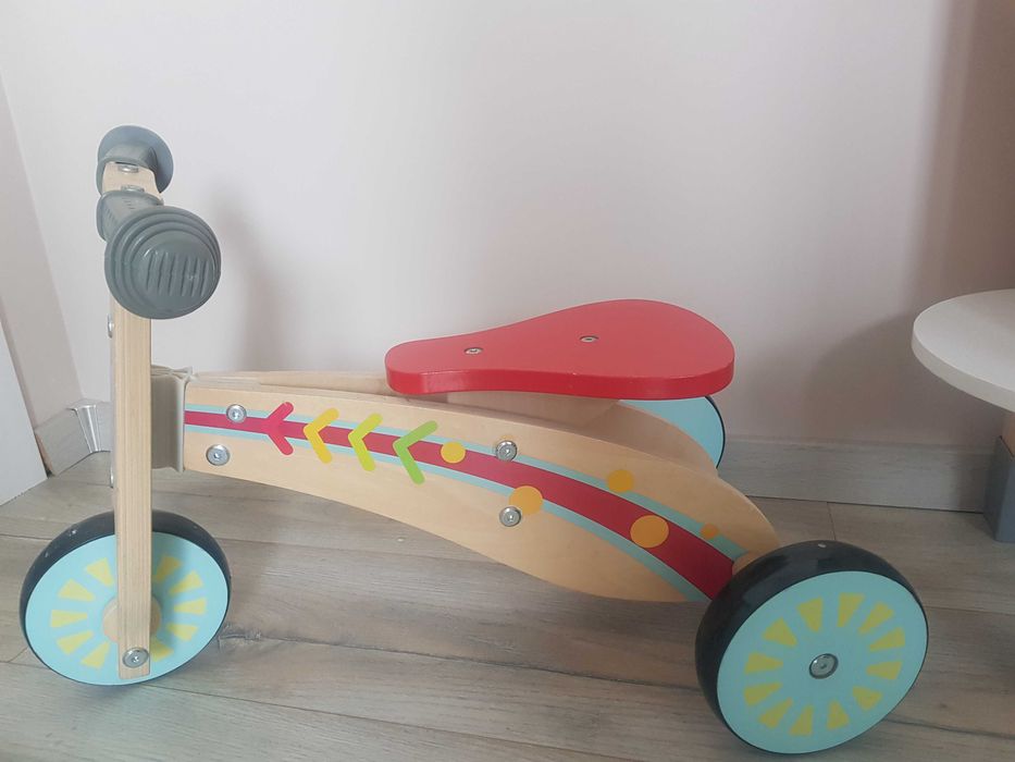 Продавам дървено колело