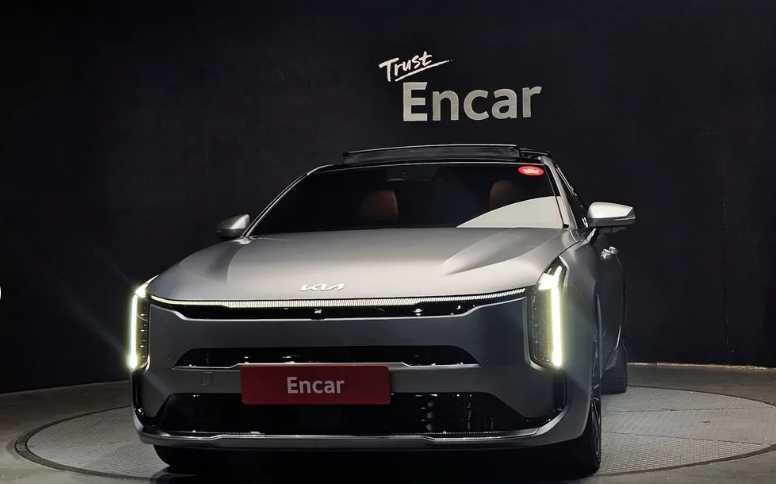 Kia K8 Hybrid Signature!