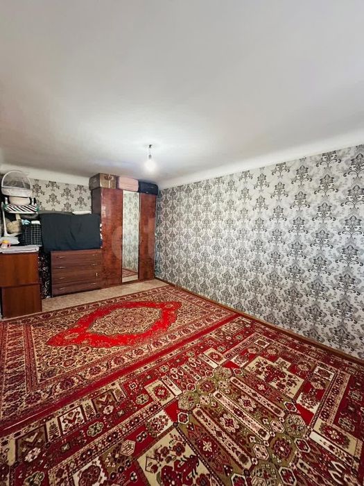 Продается 1 ком.квартиру в районе ЖД